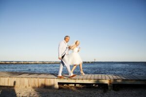 Honeymoon tips and advice photo