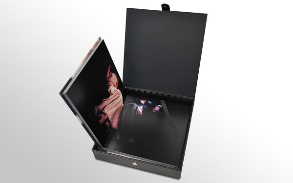 Storage case wedding album