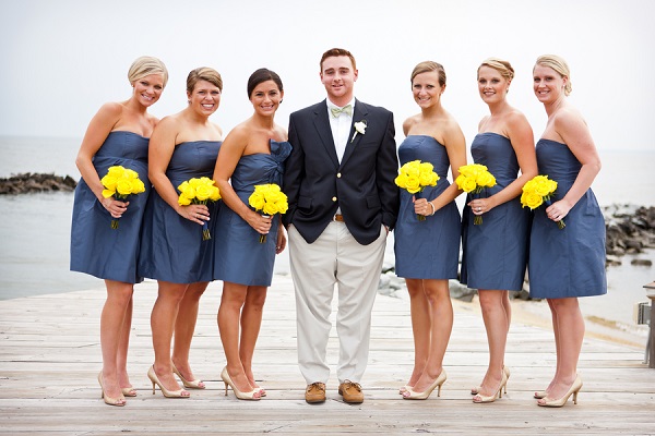 navy bridesmaid dresses yellow bouquets