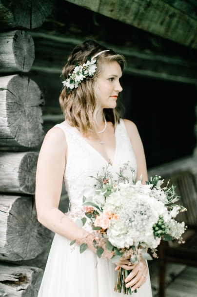 soft-waves-bridal-hairstyles-2016