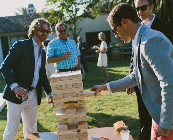 outdoor-games-weddings