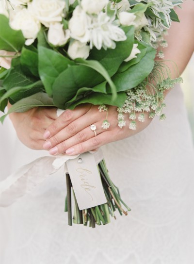 green-wedding-bouquet